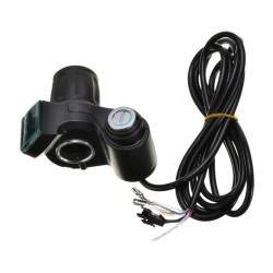 Akcelerátor s klíčem a multimetrem  - 2  