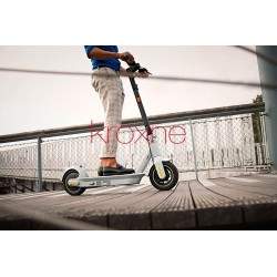 Ninebot KickScooter MAX G30LE II zaprojektowany przez Segway - 40km autonomii. Segway - Ninebot - 5 - Mocniejsze podwozie, szers