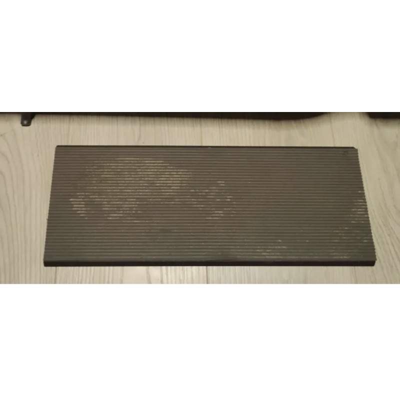 Základňa alebo kryt batérie priskrutkovaný k šasi pre Xiaomi Electric Scooter 4 alebo 4 Lite Xiaomi - 1  